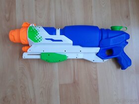 Nerf super soaker barrager vodná pištoľ - 2