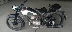 Historická motorka Csepel 125 - 2