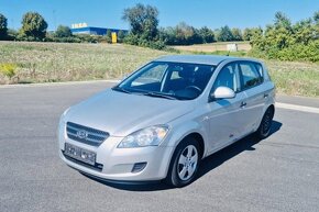 Kia Cee´d 1.6CRDi Spirit - 2