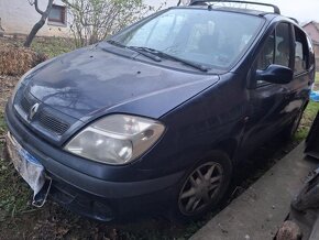 Renault Megane Scenic - 2