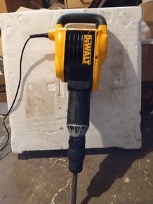 Dewalt búracie kladivo - 2