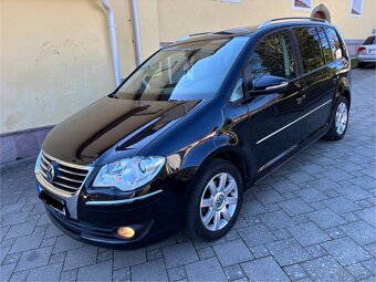 Volkswagen Touran 1.9Tdi Dsg 77kW Rok 2009/10 Highline - 2