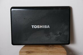 Toshiba Satellite A660 - 2