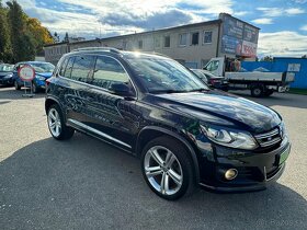 ►►VW TIGUAN R-LINE 2,0 TDI 4x4 - 130 kW - NAVI, TOP STAV - 2