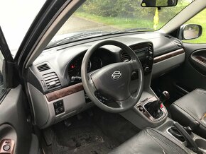 Suzuki Grand Vitara 2.0 HDI/ 80 kW. Rv. 11.2004 - 2