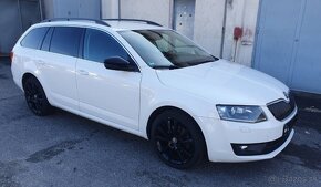 Škoda Octavia Combi 2.0 TDI Elegance/Style DSG - 2