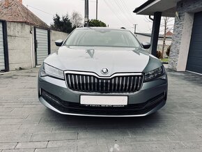 Škoda Superb Combi 2.0tdi DSG 4x4 LIVE - 2