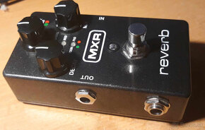 Reverb  MXR M300 - 2