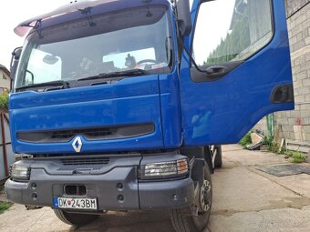 Renault kerax 4x4 hakovy nosič kontajnerov - 2