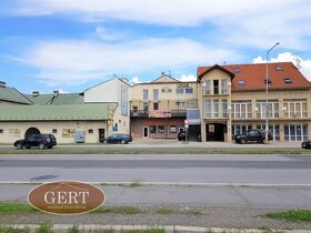 HISTORICKÁ BUDOVA V CENTRE LIPTOVSKÉHO MIKULÁŠA NA PREDAJ - 2