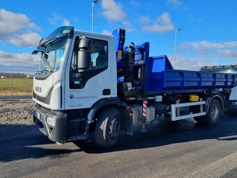 IVECO 190E25 EUROCARGO RUKA  9023 + NOSIČ KONTEJNERU 10T - 2