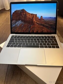 Macbook Air 13" i5 2019 s extra RAM 16GB - 2