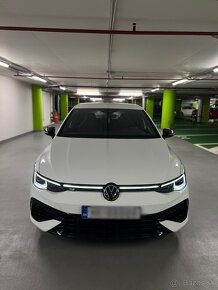 VW GOLF 8R 235kw 7/2021 Top stav - 2