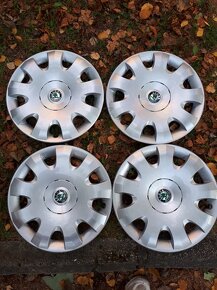 Original puklice Skoda 15" - nove - 2