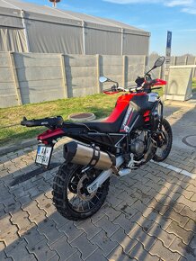 Aprilia Tuareg 660 - 2