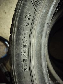 Goodyear 235/45 r18 - 2