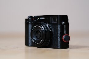 FujiFilm X100V Black - 2