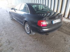 Rozpredam Audi A4 2.6 V6 - 2