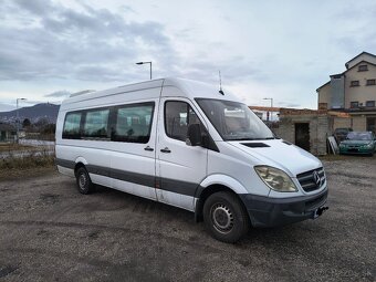 Mercedes Sprinter bus - 2