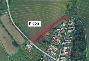 Barca – 631 m2 INVESTIČNÝ POZEMOK pri RD - 2