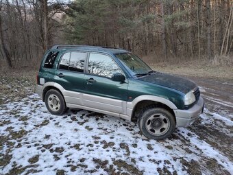 Suzuki Grand Vitara 2.5 V6 - 2