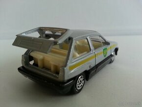 CORGI -VAUXHALL NOVA- British Petroleum -POZRI DETAILNÉ FOTO - 2