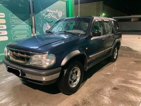 Ford Explorer 4.0 V6 4x4 + LPG - 2