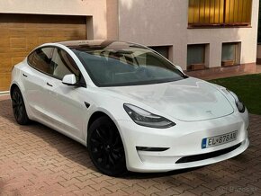 Tesla model 3 - Long Range - 2021 366kw = 490 HP - 2