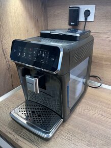 Kávovar Philips LatteGo 3300 Series - 2