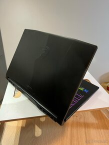 Gaming Laptop RTX4070 - 2