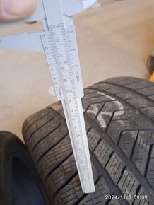 Zimné PIRELLI 315/30 R22 - 2