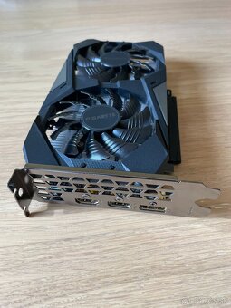 Predám grafickú kartu GeForce GTX 1650 4GB - 2