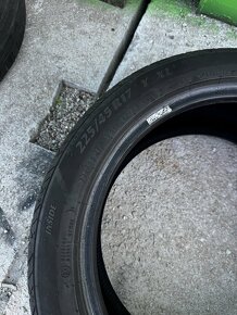 Predám 2 kusy pneumatík 225/45R1791W bridgestone - 2