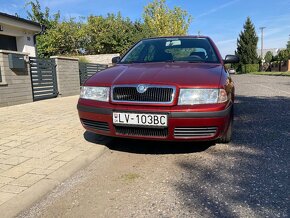 Škoda Octavia - 2