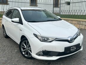 Toyota Auris Touring Sports 1.8 I VVT-i HybridSD - 2