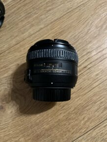 Nikon D5600 18-55mm VR Kit + 50mm f/1.4 G - 2