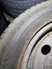 Plechové disky 5x118 + zimné pneu 195/70r15c - 2