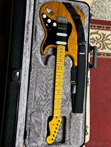 -FENDER American Professional II Stratocaster HSS MN RST PIN - 2