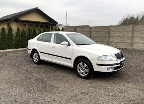 ŠKODA OCTAVIA 1.6 ELEGANCE - 2