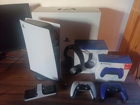 Playstation 5 Digital + Playstation Pulse 3D Headset - 2