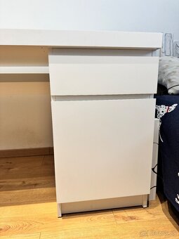 Kancelársky stôl IKEA - MALM 140x65 cm biela - 2