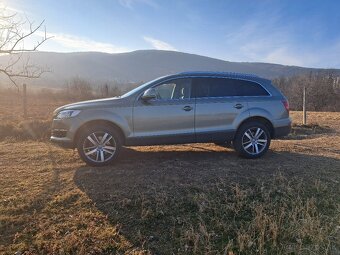 Audi Q7 176kw len 49000km SR vozidlo garážované - 2