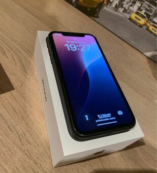 IPhone Xr - 2