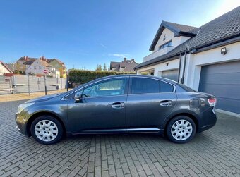 Avensis 1.8 2011 Premium Manual - 2