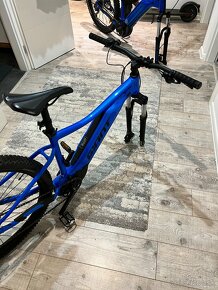 Horský XC elektrobicykel GIANT Talon E+2 Metallic Blue 2021 - 2