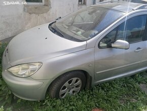 Peugeot 307 2.0 HDI 2004 ročník  náhradne diely - 2