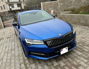 Škoda Superb Combi Sportline Race blue 1.4 TSI Hybrid- PHEV - 2