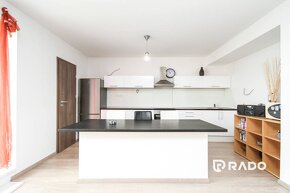 RADO | 4i byt, 111m2 + balkón, ul. Hviezdoslavova, Trenčín - - 2