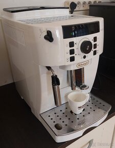 Predám kávovar Delonghi Magnifica S - 2