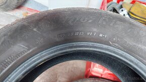 Predam zimne pneu 195/65r15 - 2